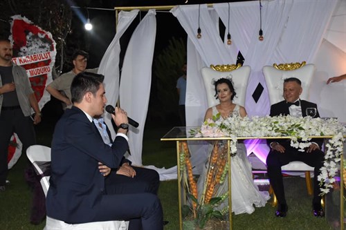 İlçe Emniyet müdürümüz Hasan KORKMAZ’ın nikah töreninde şahitlik yaparak mutluluklar diledi.